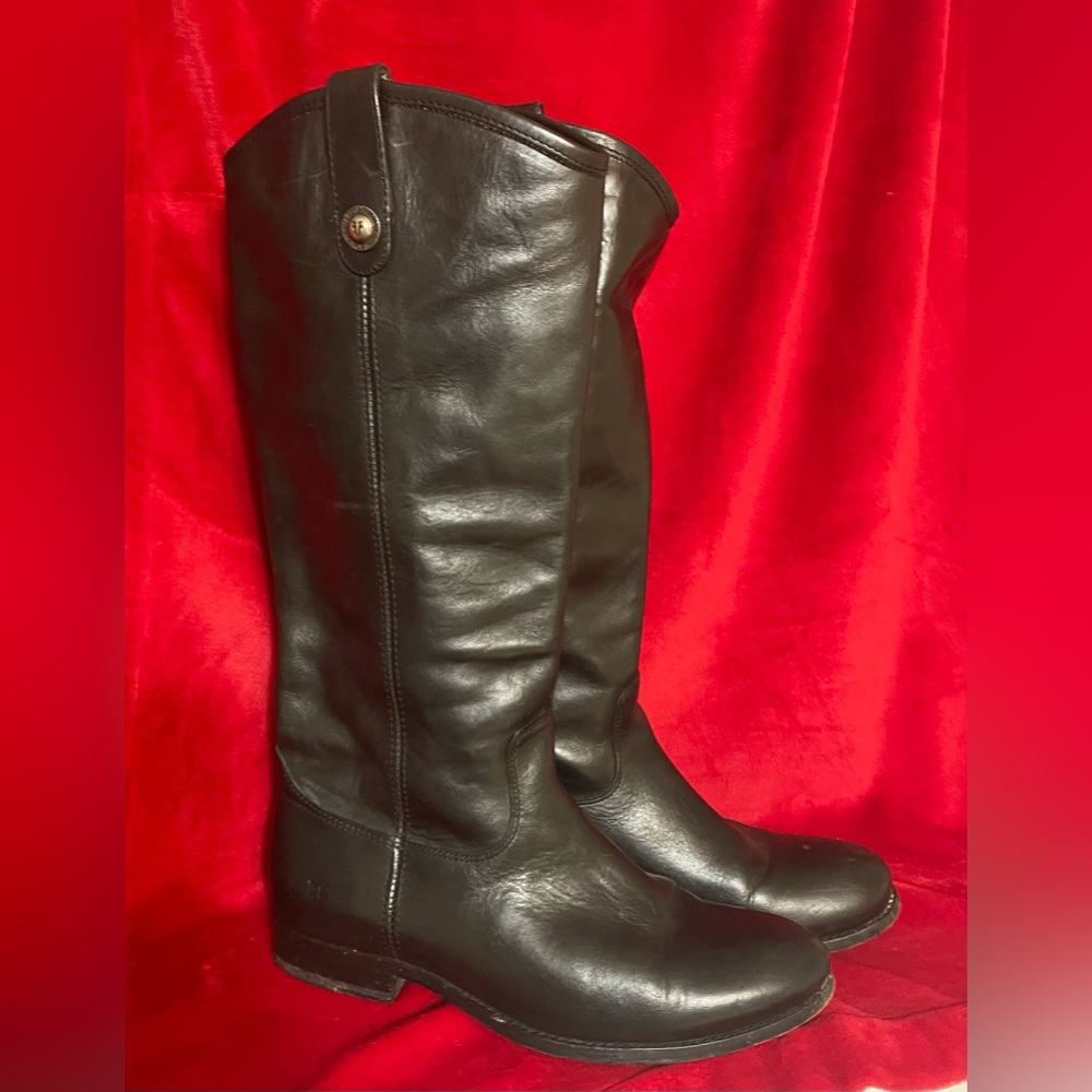 FRYE Melissa Medallion Boot